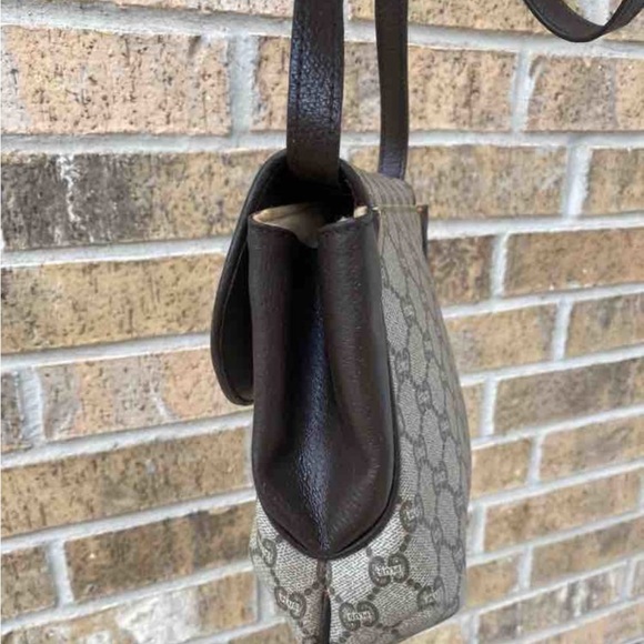 GG plus Vintage Crossbody Hard to find Bag w/ Rutched Leather - Picture 6 of 13